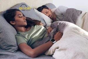 Có nên đeo đồng hồ đi ngủ không