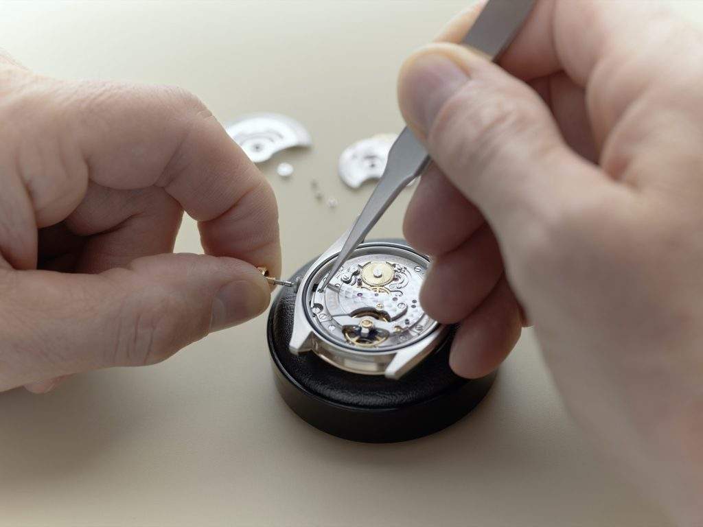 Quy trình sửa chữa đồng hồ Rolex tiêu chuẩn - Giúp bạn an tâm khi gửi gắm niềm tin cho chúng tôi