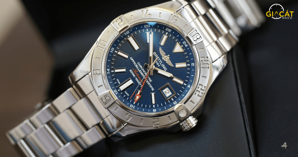 Breitling Avenger II GMT