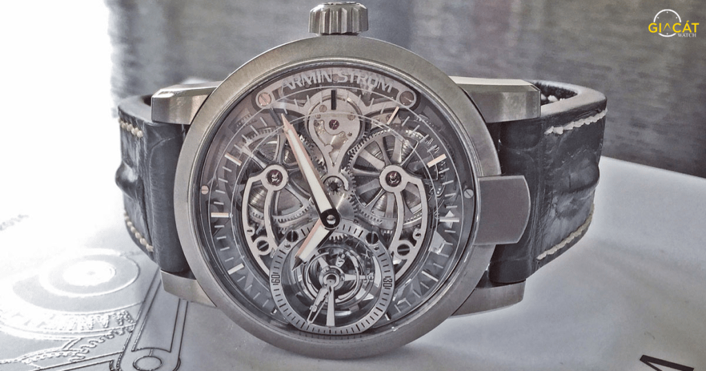 Lý do bạn nên chọn Arm-in-the-Air Watch