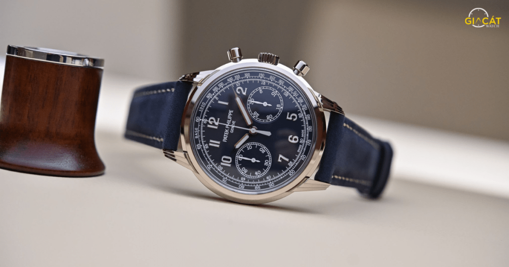 Sự khác biệt giữa Chronograph và Flyback Chronograph