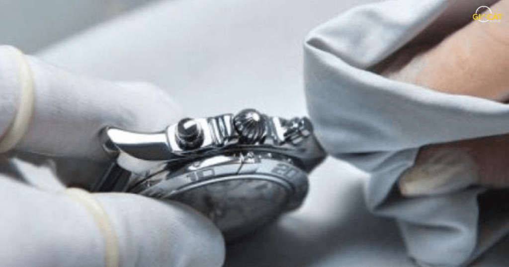 Cách nhận biết đồng hồ bị oxi hóa