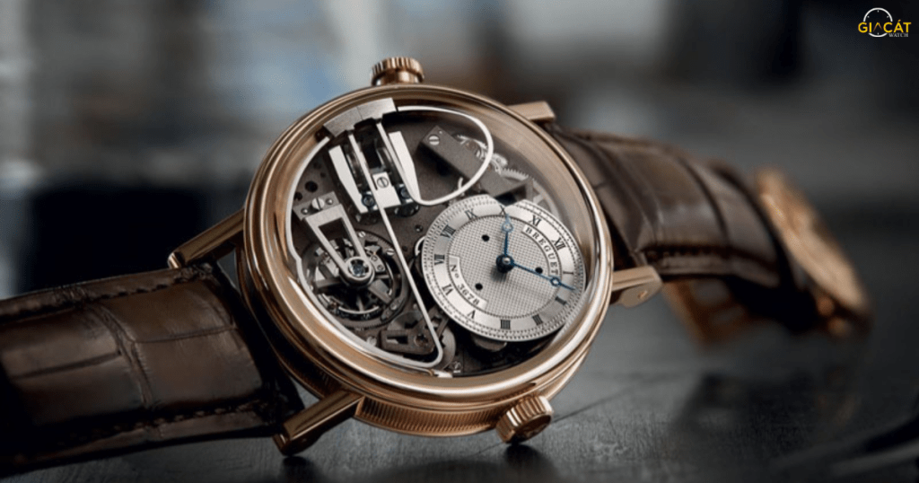 Vì sao nên lên dây cót cho đồng hồ Automatic?