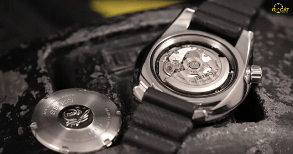 Làm sạch và chuẩn bị trước khi cất