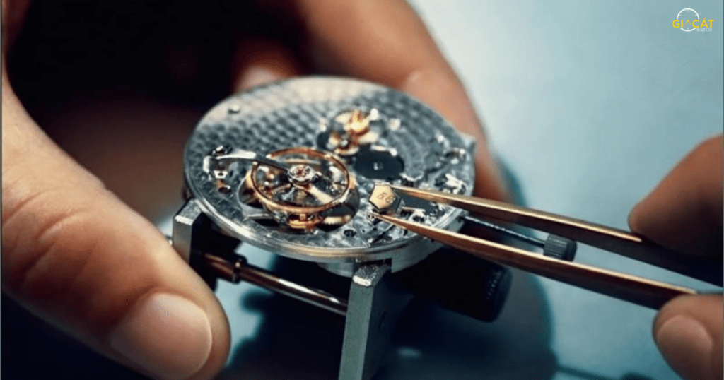 Vì sao cần cất giữ đồng hồ cơ đúng chuẩn?