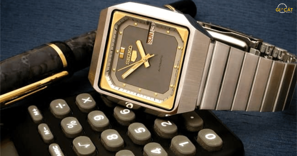 Lau dầu Seiko 5 gồm những gì?