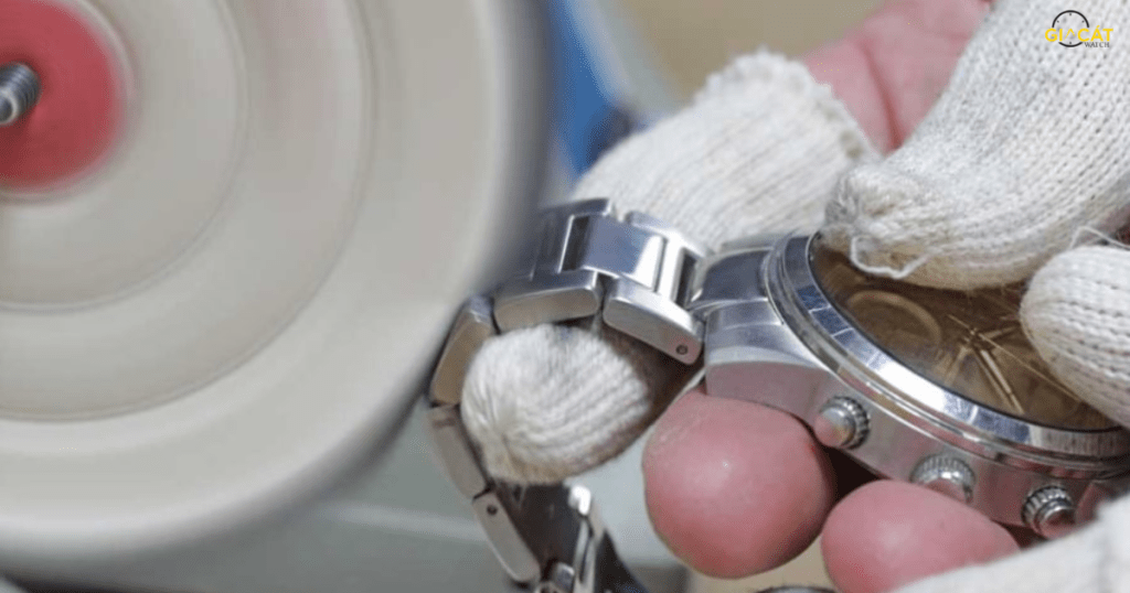 Góc nhìn tổng quan về đánh bóng đồng hồ trước khi bán lại