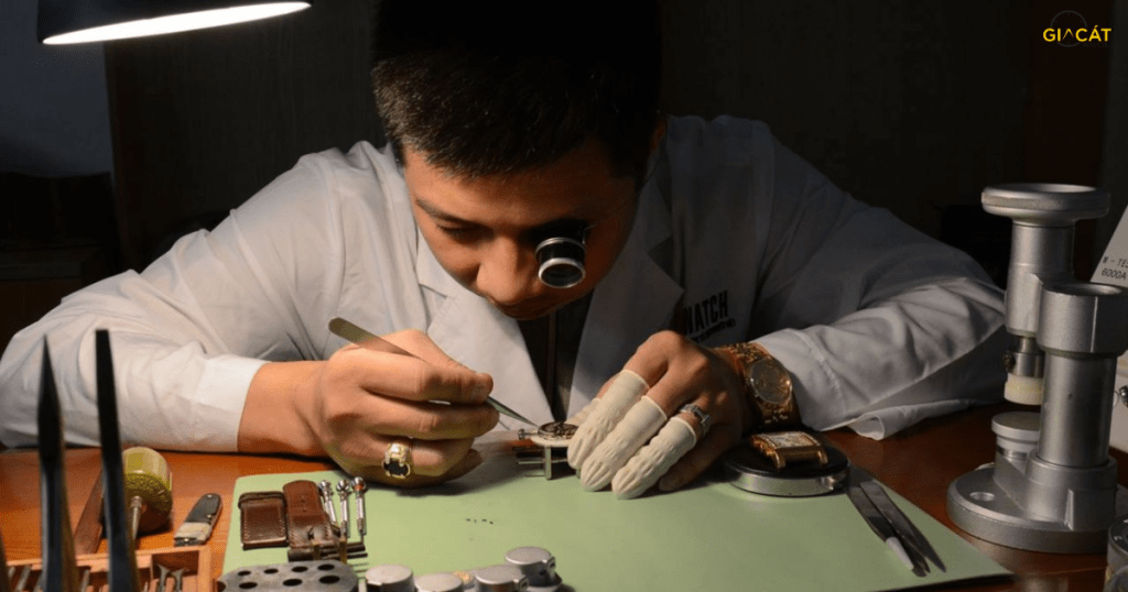 Test máy định kỳ là gì và khác gì với lau dầu