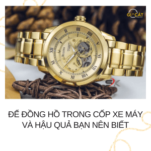 để đồng hồ trong cốp xe máy