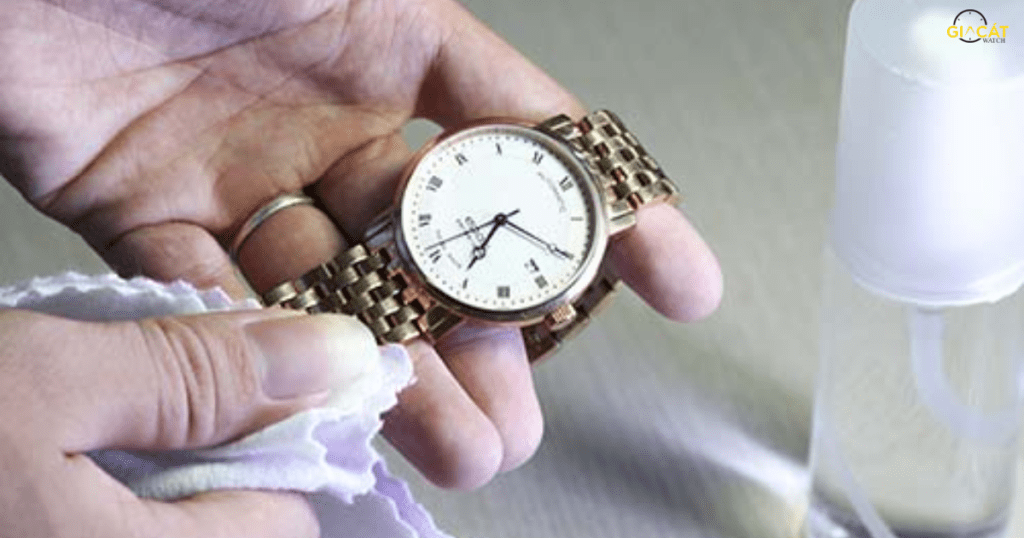 Nếu muốn vệ sinh đồng hồ tại nhà, nên làm thế nào cho đúng?