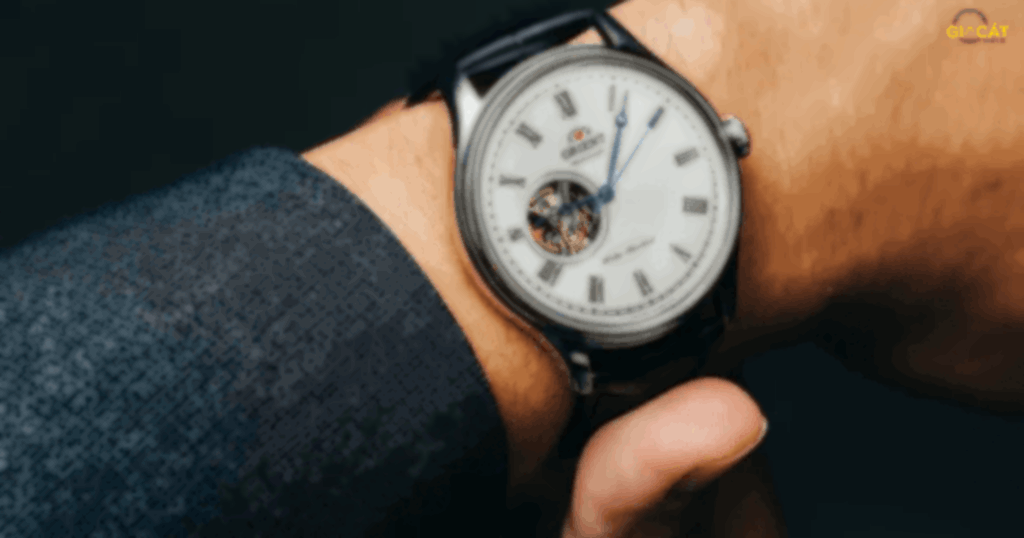 Cách lên cót đúng để bảo vệ đồng hồ Automatic
