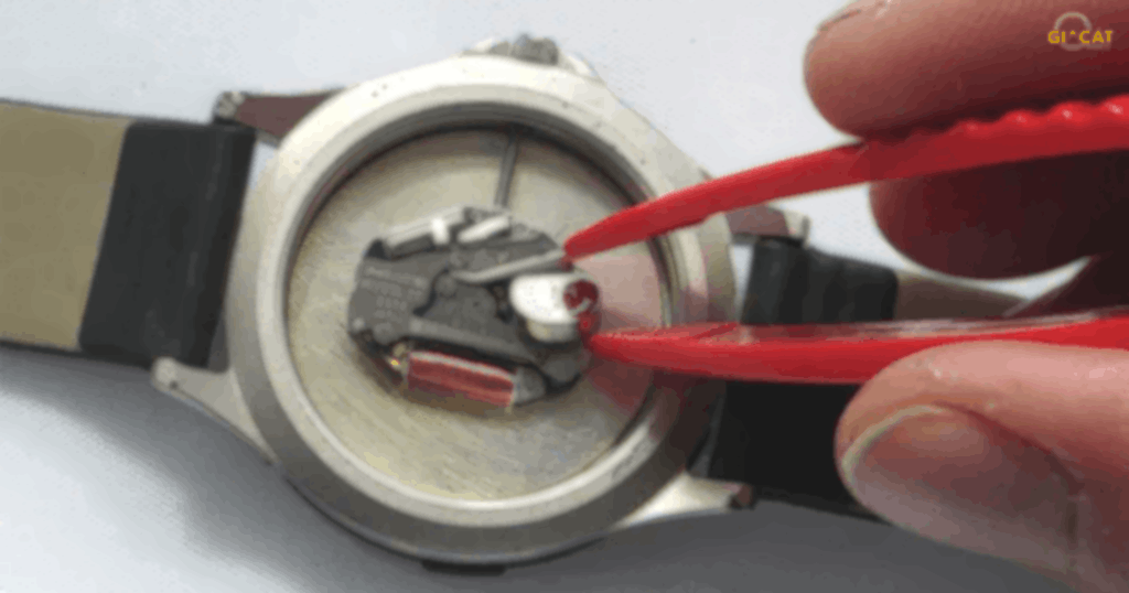 Quy trình xử lý và bảo dưỡng chuẩn kỹ thuật tại Gia Cát Watch