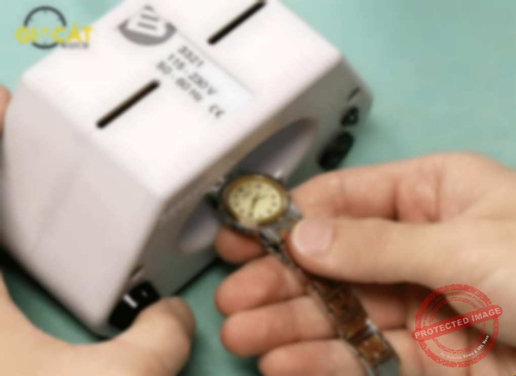 đồng hồ để gần bếp từ có sao không; bếp từ; từ trường ảnh hưởng đồng hồ; đồng hồ sợ từ trường;